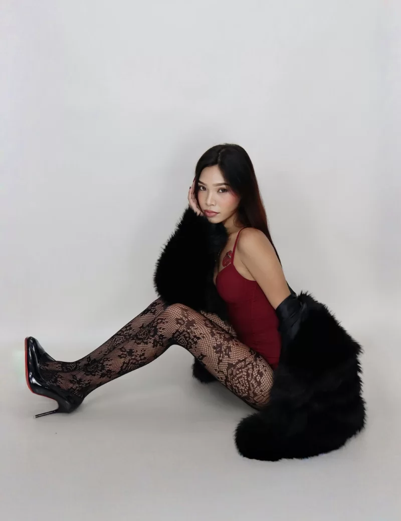 Lavin - Photo 1