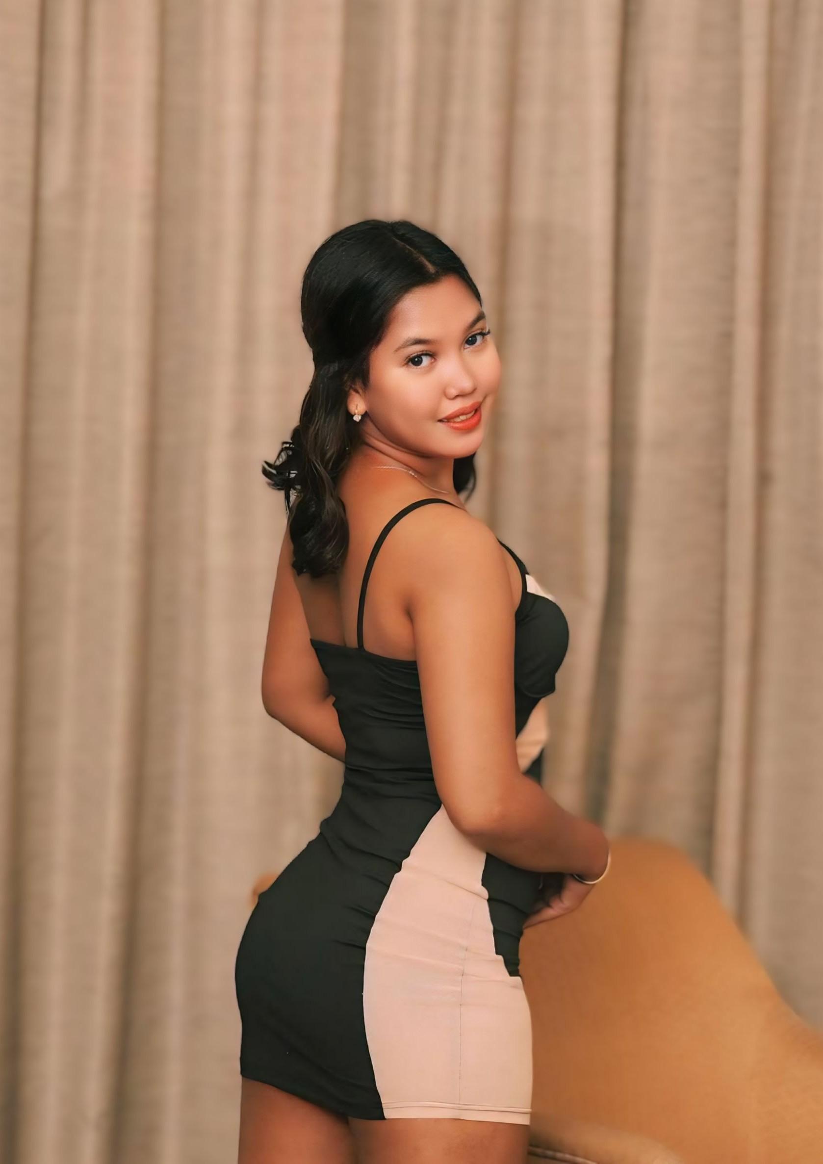 Lily photo 3