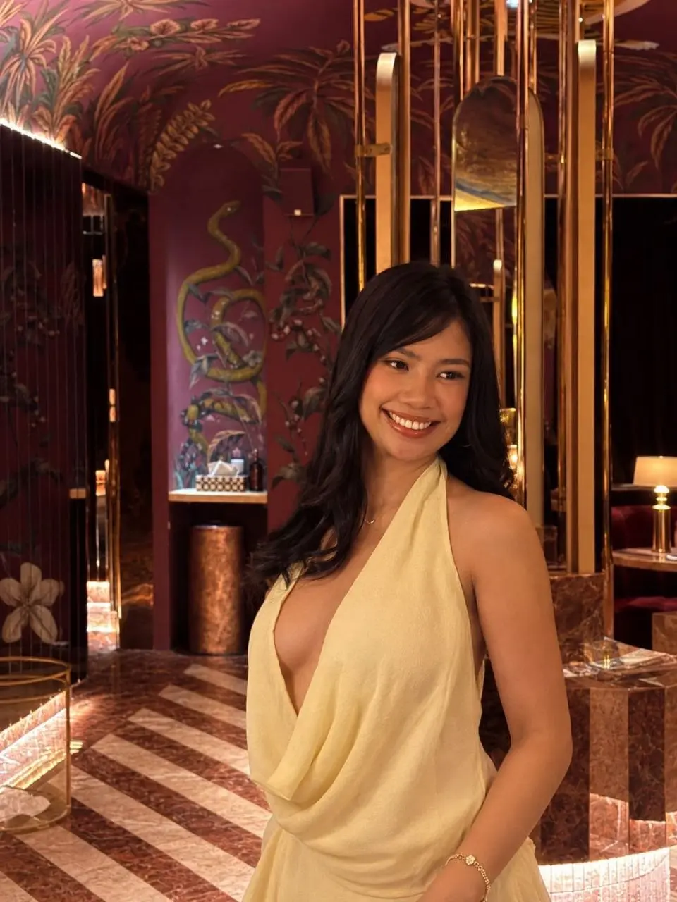 Sorelle - Female Escort in Manila
